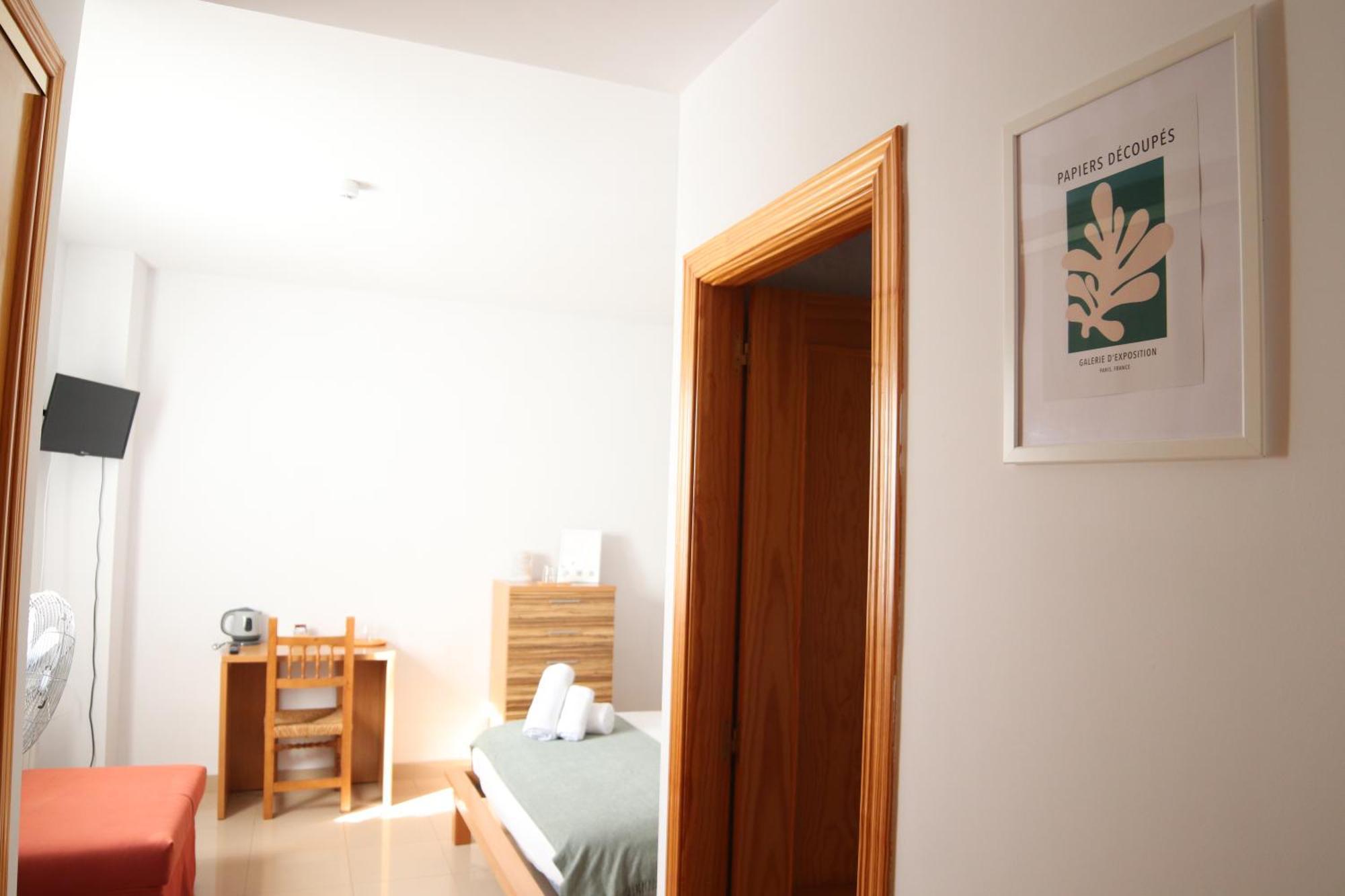 Hostal-Casa Rural Rosa-Nonna Siguenza Esterno foto