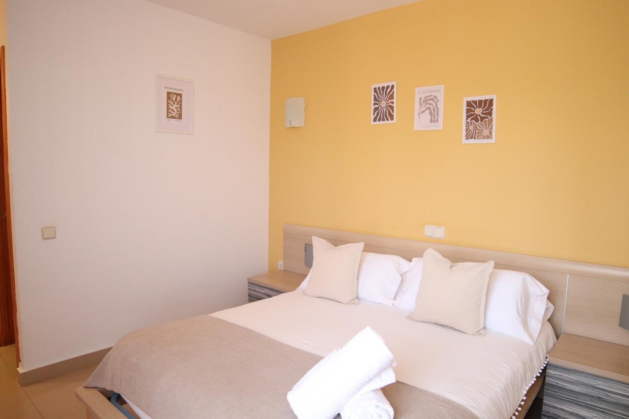 Hostal-Casa Rural Rosa-Nonna Siguenza Esterno foto