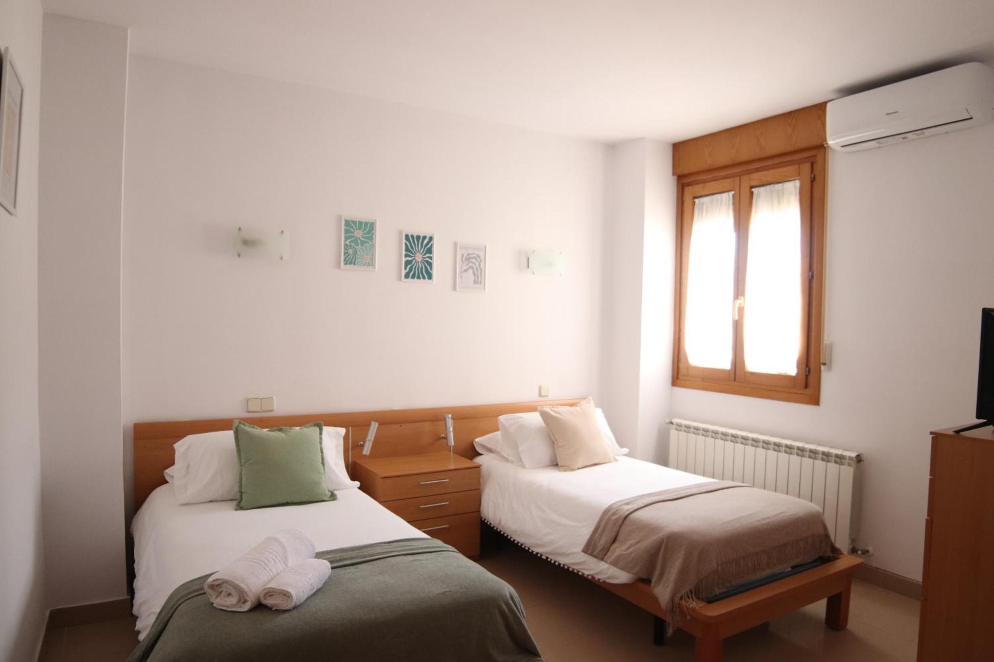 Hostal-Casa Rural Rosa-Nonna Siguenza Esterno foto